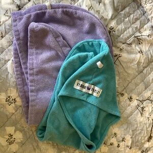 FREE with Purchase 
2 x Turbie Twist Hair Towels